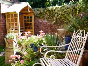 Ludlow centre, period town cottage with pet friendly garden & free parking - Image 4