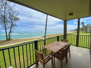 *Beachfront!* Corner Oceanview Condo w/ AC! - Image 2