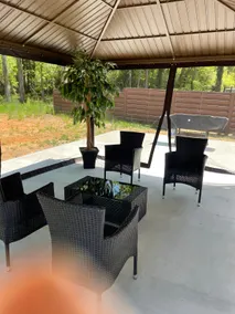 Spacious 5BR Home Near Airport & Uptown Long Stays - Image 3
