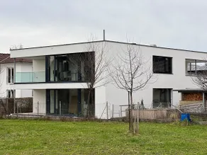 New building, upper floor, 95 m² stylish 4-room apartment - Image 2