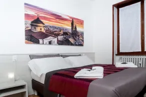 CityWalls Guest House Bergamo - Image 2