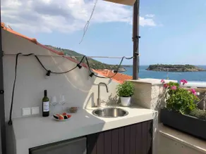 The Tsa Townhouse, Kardamyli - Image 3
