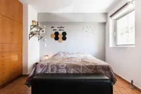 Lovely small studio apartment - Image 2