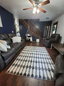 Cozy Modern Farmhouse - Image 5