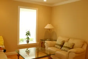 Private 3 Bed Guesthouse w parking & water filter - Image 2
