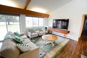 Artesian House | Quiet Country Ranch Near Town - Image 5