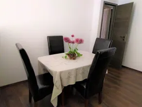 Sea-side apartment near Split, Airport, & Beaches! - Image 2