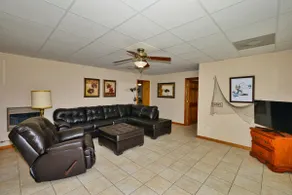 ”JUST STEPS TO THE WATER”2 BR 2 BATH 5 POINTS COVE - Image 4