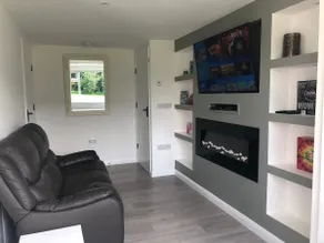 Newly Built, Modern 2 Bedroom House. - Image 4