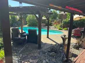 Poolside Bungalow with Loft - Image 2
