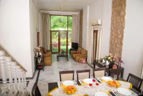 Luxurious 3 Bedroom & PRIVATE GARDEN Apartment!!! - Image 4