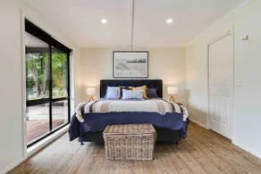 One bedroom cottage with outdoor spa - Image 5