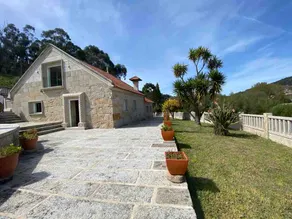 Limens Beach House - Image 5