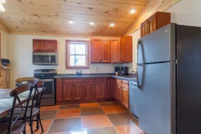 Cayuga Lake Cabins, Cabin A - Image 3