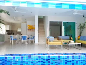 Beachside 3-Bedroom Townhouse w Private Pool at 70 Meters from Beach - Image 2