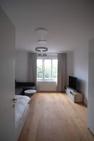 bright & new - 10 minutes from the city center - Image 3