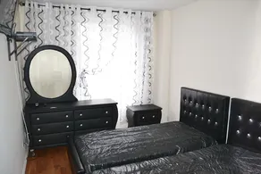 New York, monthly 2-bedroom luxe apt near Brighton - Image 2