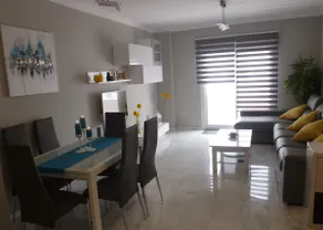 Moderne central lejlighed med stor privat haveterrasse - Image 3