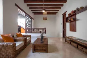 AMAZING 5 BD HOUSE IN OLD TOWN - Image 5