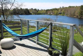 Adorable & relaxing lake house with fire pit - Image 5