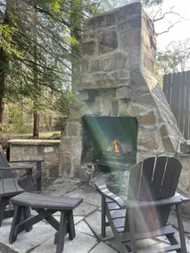 Laurel Mt. Creekside Chalet with private island - Image 5