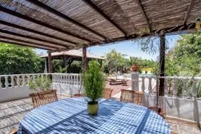VILLA WITH PRIVATE POOL / VILLA WITH PRIVATE POOL - Image 3
