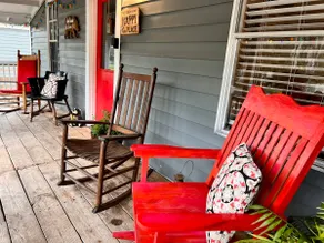 Cozy & Quaint! The Little Cottage for Big Hearts. A peaceful getaway in Florida! - Image 5