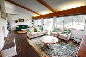 Artesian House | Quiet Country Ranch Near Town - Image 4