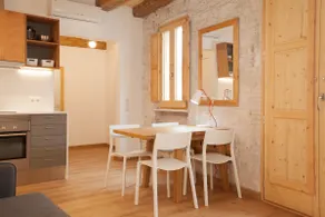 Cozy El Born Flat Near Picasso Museum - Image 4