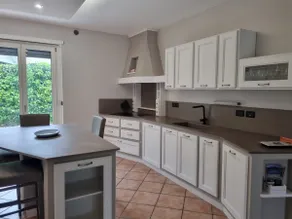 Suite in the heart of the Valley - Image 3