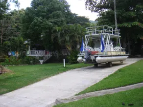 Quinta Moreno of Lake Ilopango - Image 3