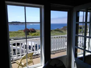 Circa Ocean View Suite - Image 4
