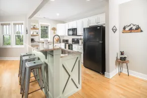 Retreat on the Ridge - Updated Top Floor Condo! - Image 5