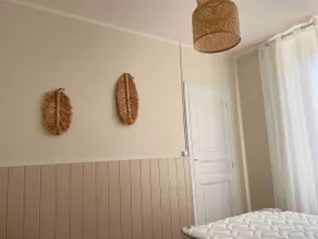 Fully renovated apartment near train station - Image 5