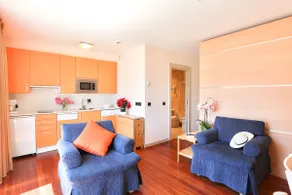 Mundaka Apartments - Image 3
