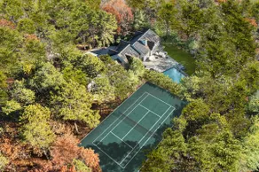 Hampton Oasis with private Tennis, Pool, Theater - Image 3