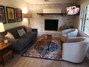Riverside Retreat- 3 bedroom cabin - Image 3