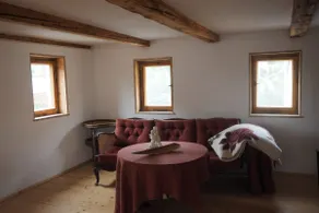 Listed holiday home for 11-14 people - Image 3
