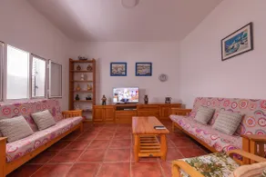 (Caserones) La Aldea de San Nicolás Beach. - Image 3