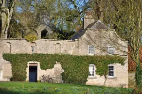 East Wing of 18th century Palladian Manor House - Image 2