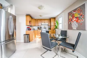 Stylish & Cozy Apartment - Image 5