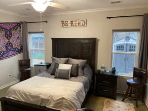 New home - 3 Bed, 2.5 Bath, Gym, Fenced Backyard - Image 4