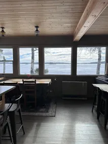 Lake Life Retreat - Image 5