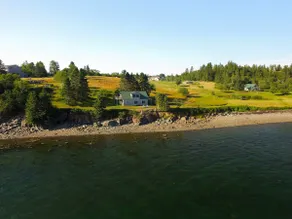 Tide-Water Cottage & Loft -Rossport by the Sea - Image 3