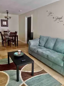 Centrally Located Hidden Gem!!! 3BR Plush Queen - Image 3