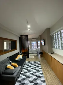 Cozy and modern Central apartment with air-conditioning! - Image 2