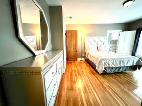 47km from World Cup! Spacious Homebase Awaits You - Image 2