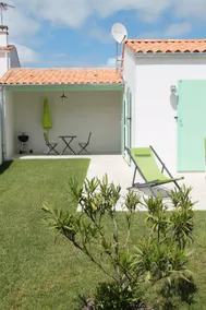 Chaucer St Georges D'Oléron Seasonal House - Image 3