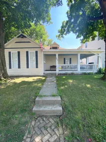 Comfort and Convenience!  Close to Downtown Spfd. - Image 4
