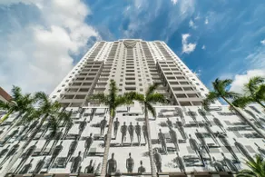 Downtown Delight in Brickell/Miami - Image 2